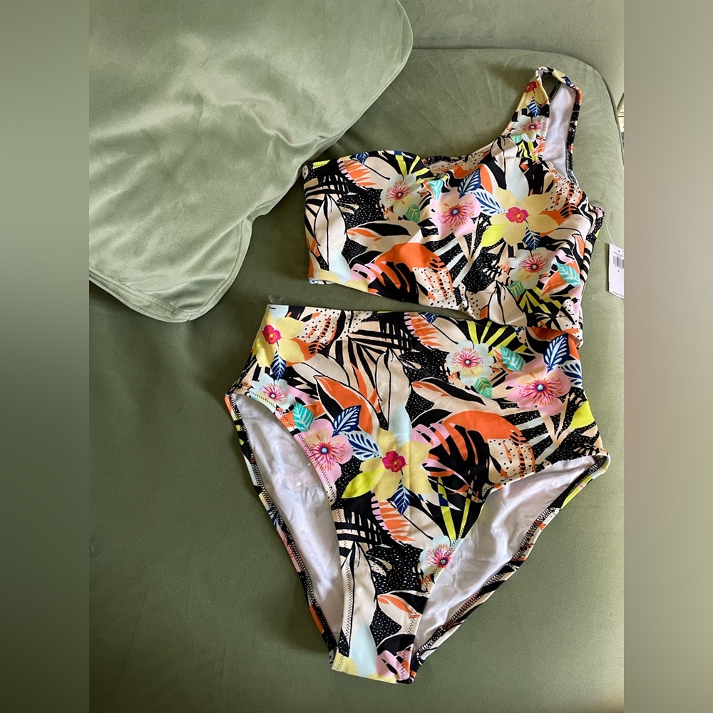Old Navy One-Shoulder Side-Cutout One-Piece Tropical Floral Swimsuit